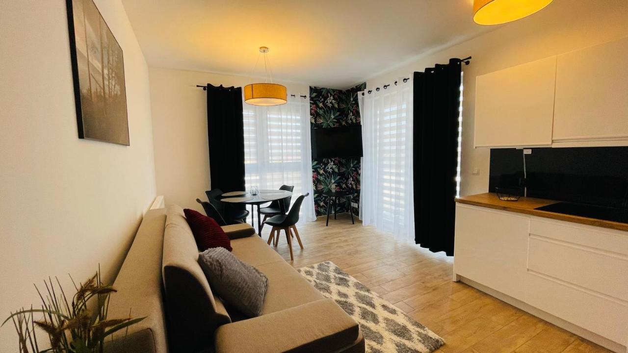 Apartamenty Na Wiejskiej Ustronie Morskie Ngoại thất bức ảnh
